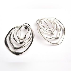 Swirl Studs.